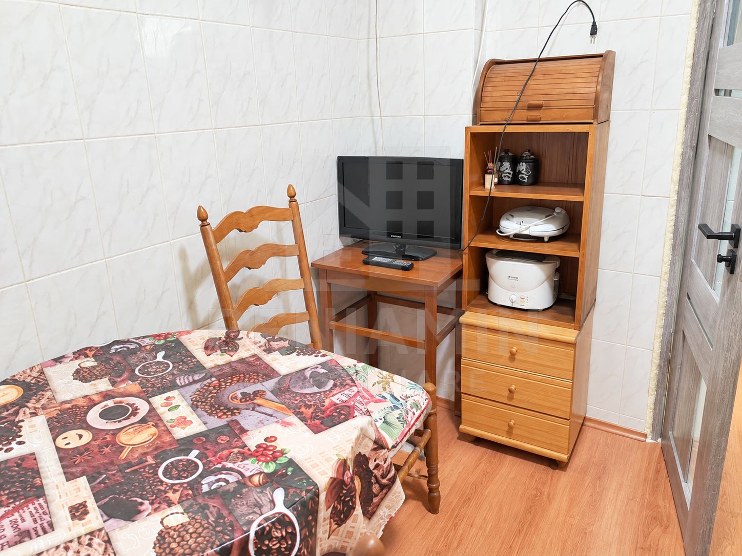 2 camere decomandat - Brazda lui Novac - etaj 2 - centrala - 51mp — fotografia 6