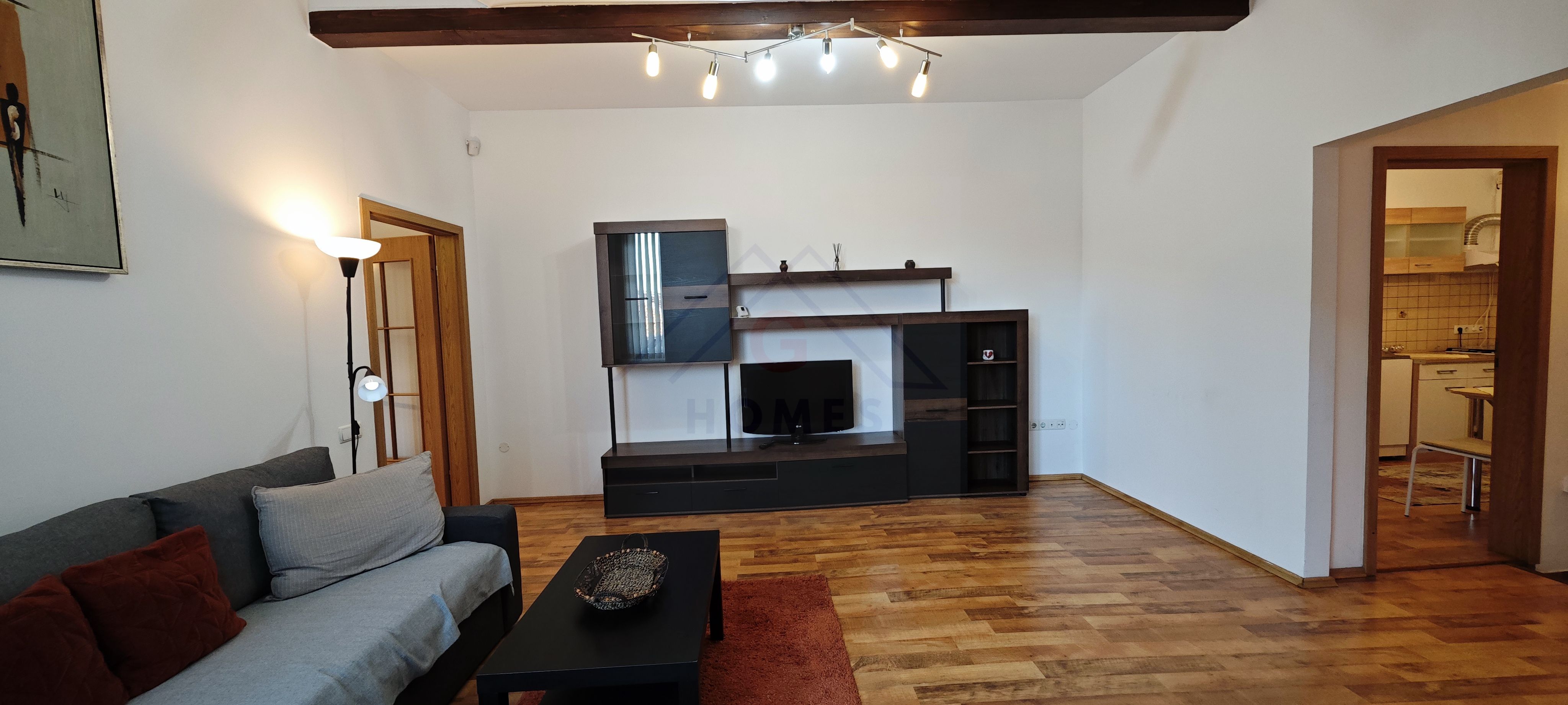 Apartament la casa,  aproape de 700! — fotografia 13