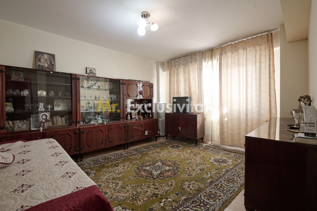 Vand/Schimb Apartament 3 camere ultracentral cu Apartament 2 camere+diferenta — fotografia 8