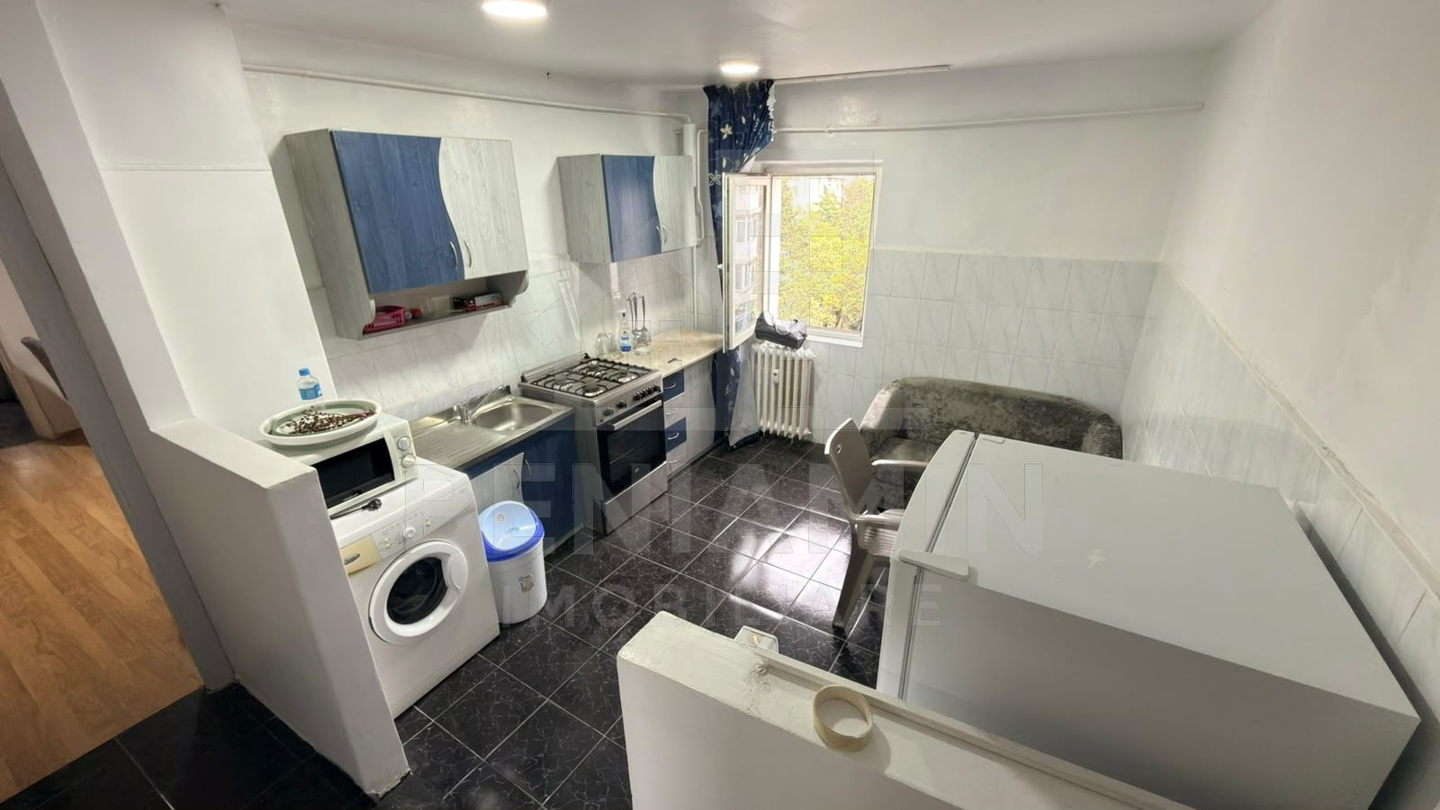 Apartament doua camere semidecomandat 55 mp in Brazda mobilat — fotografia 3