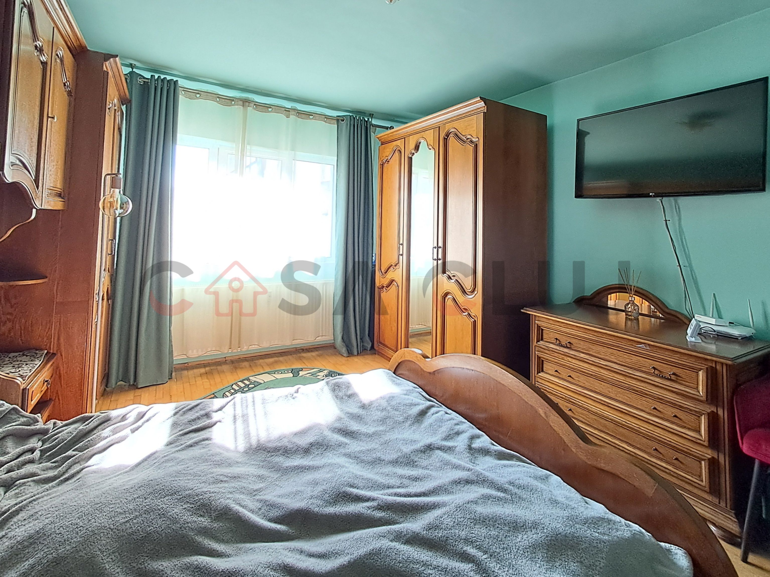 4 camere, 2 balcoane,2 Bai , parcare – zona Piața Flora!! — fotografia 3