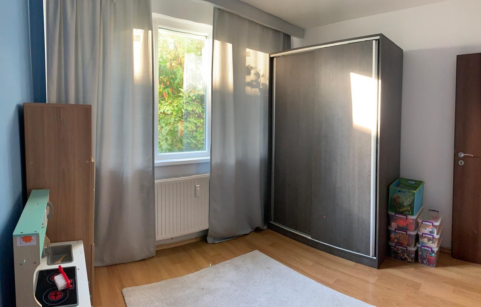 Vând apartament 4 camere — fotografia 4
