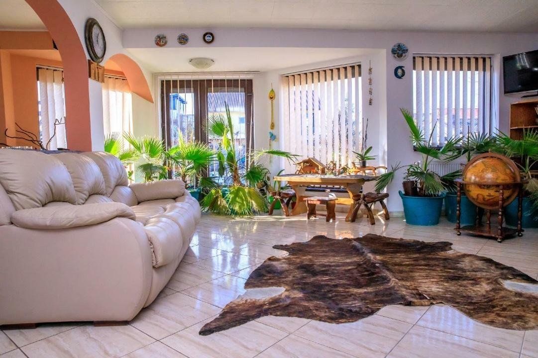 Vând casă - vilă Măgurele Ilfov - zona centrală -direct proprietar — fotografia 3