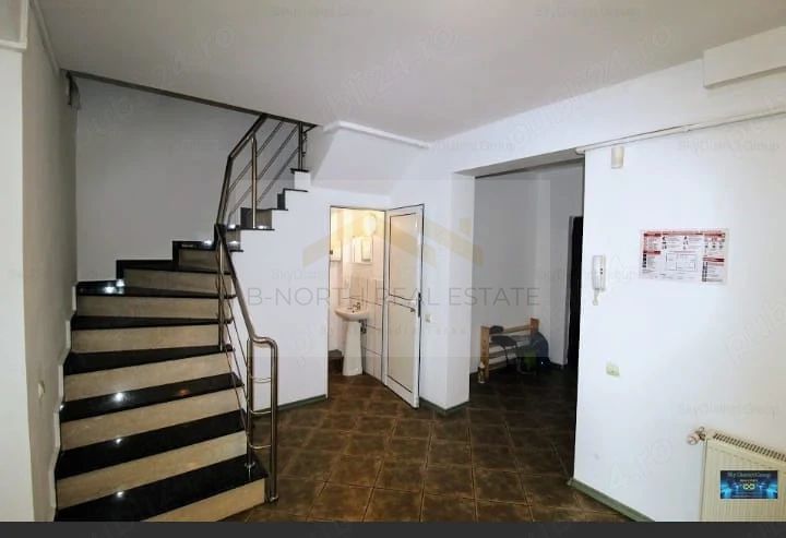 Spațiu de închiriat 220 mp | Mall Vitan | Ideal birouri / cabinete / showroom — fotografia 3