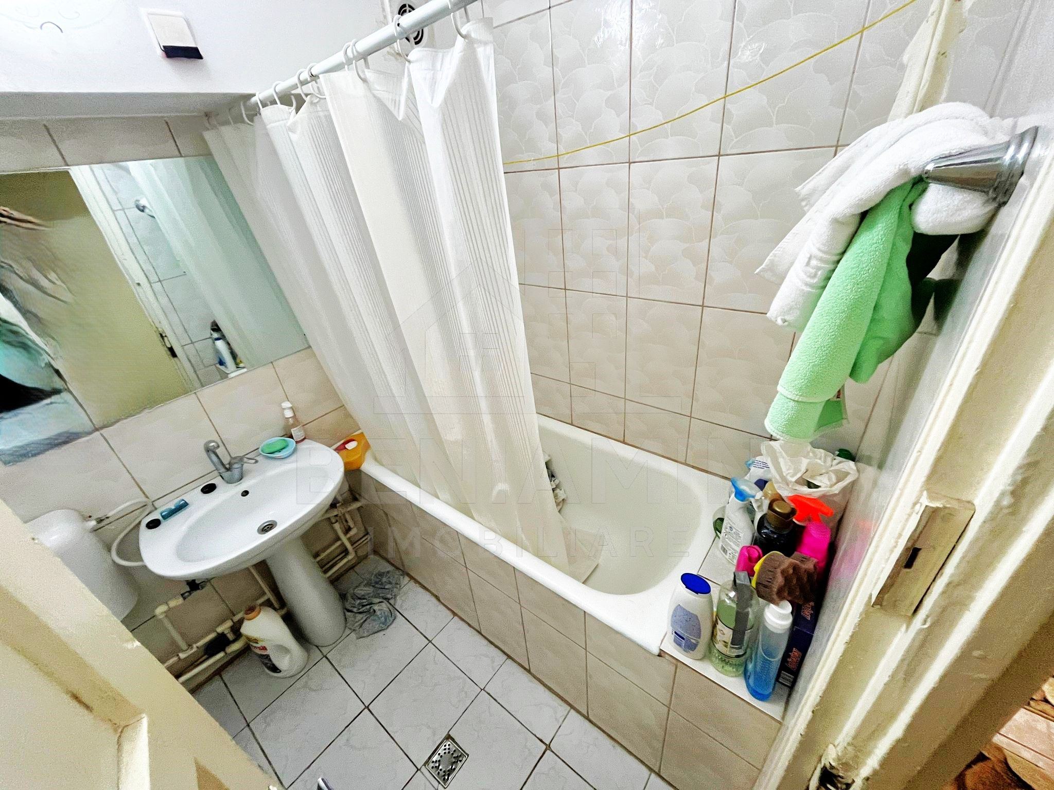2 Decomandate-Parter+Demisol+Boxa-Ultracentral-Ramada-57mp-Liber — fotografia 4