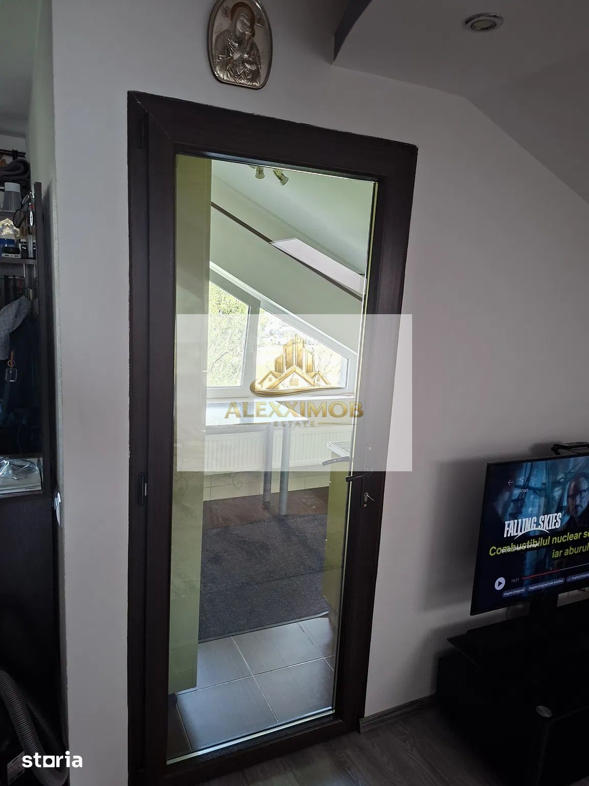 Apartament de Vanzare - 3 Camere - Mansarda vila - 65 MP — fotografia 13