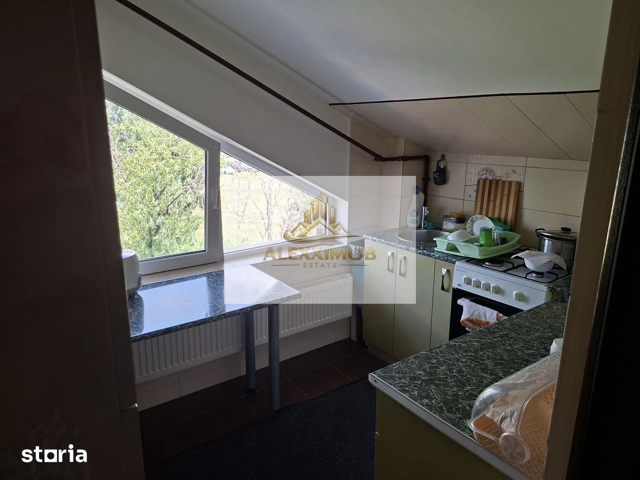 Apartament de Vanzare - 3 Camere - Mansarda vila - 65 MP — fotografia 14