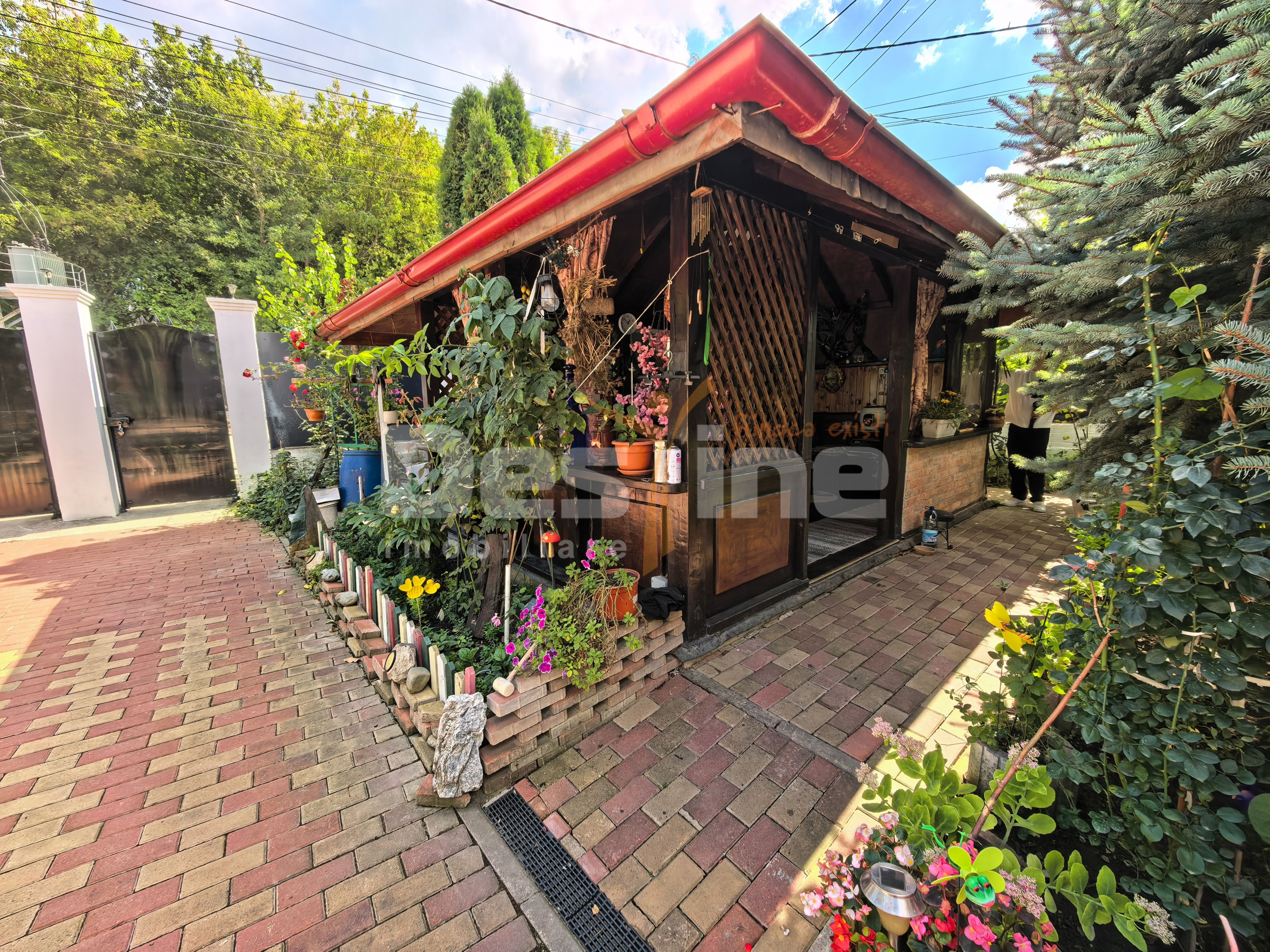 Casă cu 5 camere P+M 110 mp + 500 mp teren, mobilată — fotografia 33