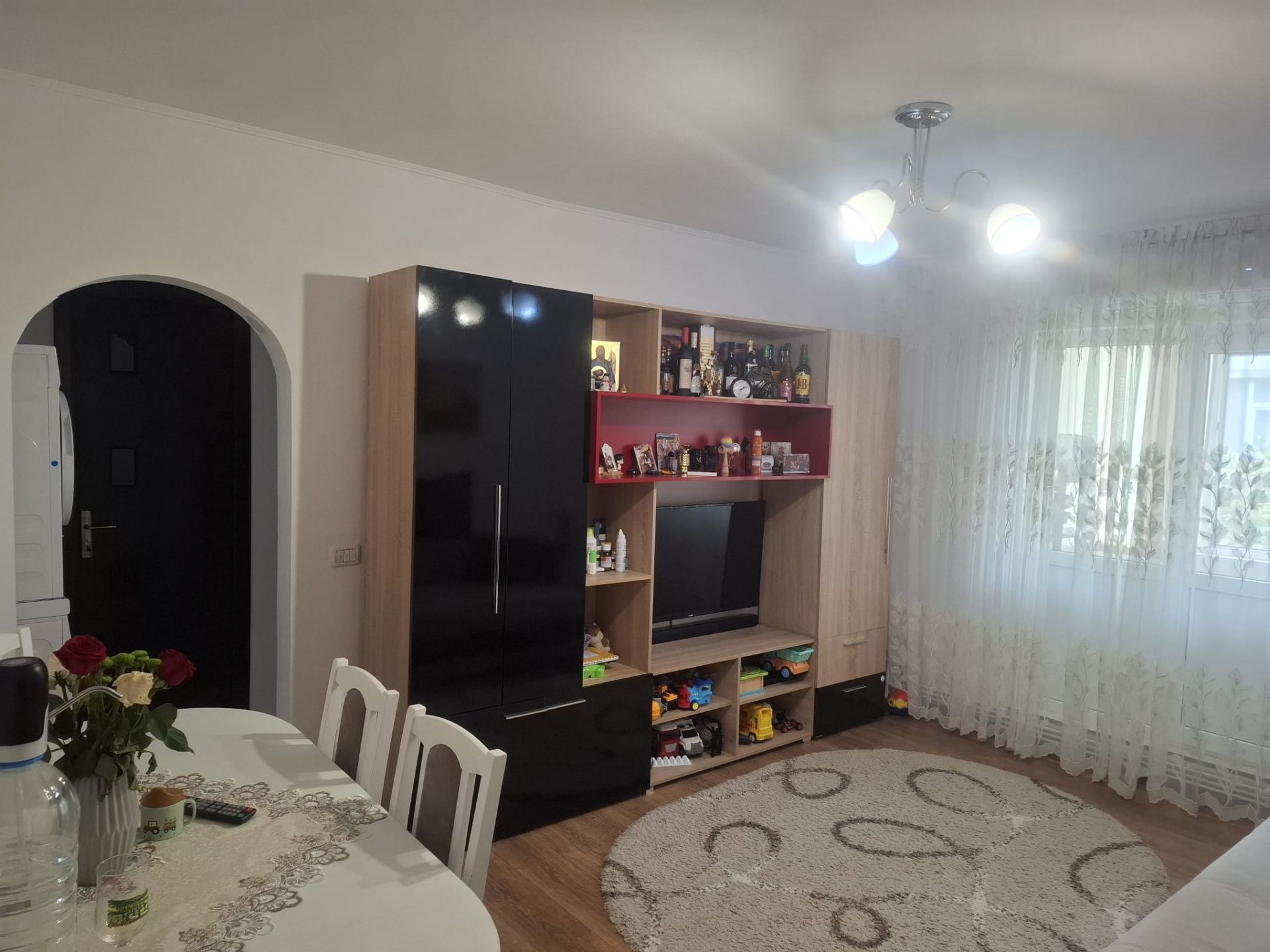 Apartament TĂTĂRAȘI SUD | 3 camere, semidecomandat, 52 mp total — fotografia 2
