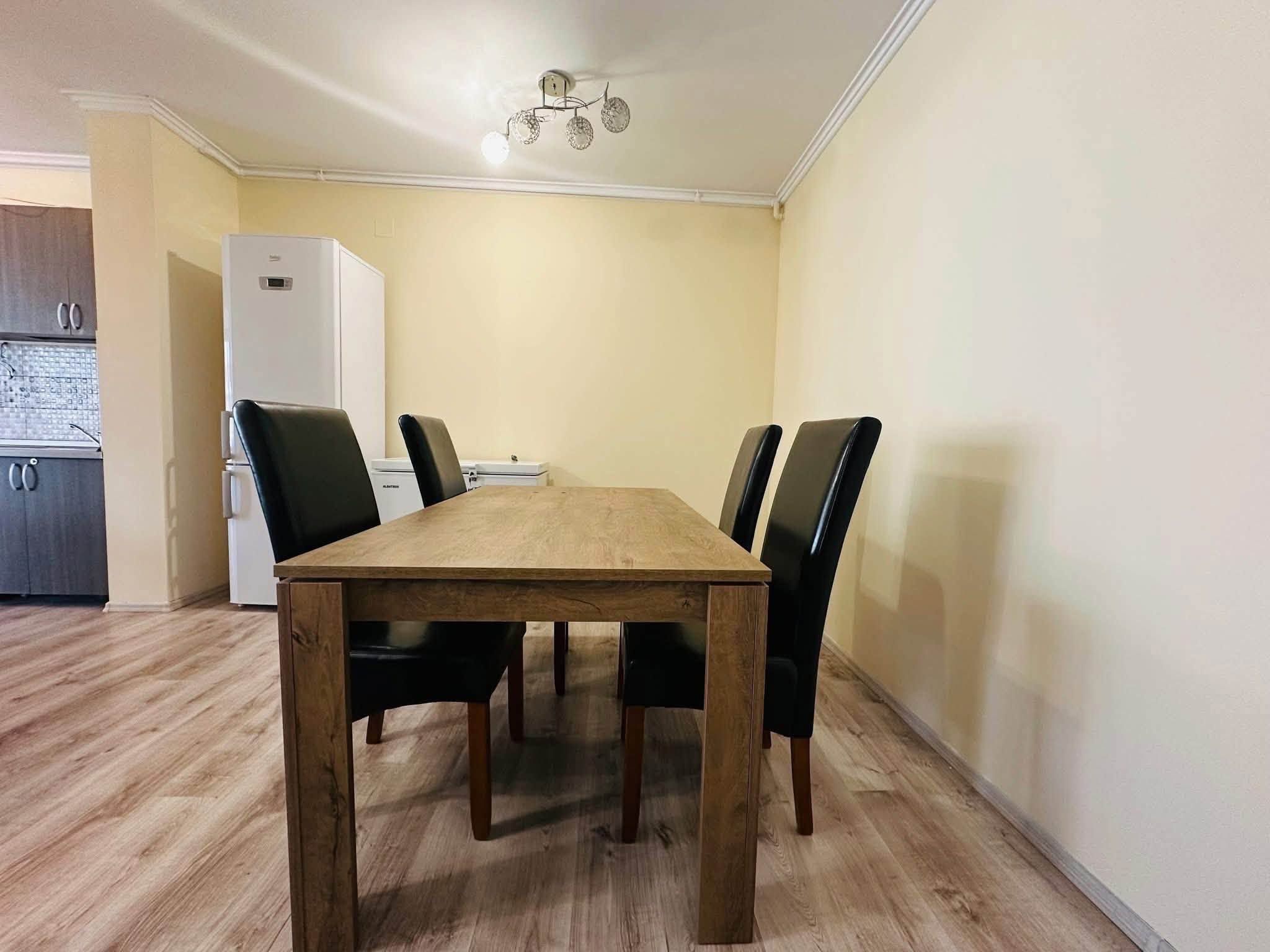 Apart. 3 camere, Ared R 18 pe str. Tudor Vladimirescu - Oradea — fotografia 6