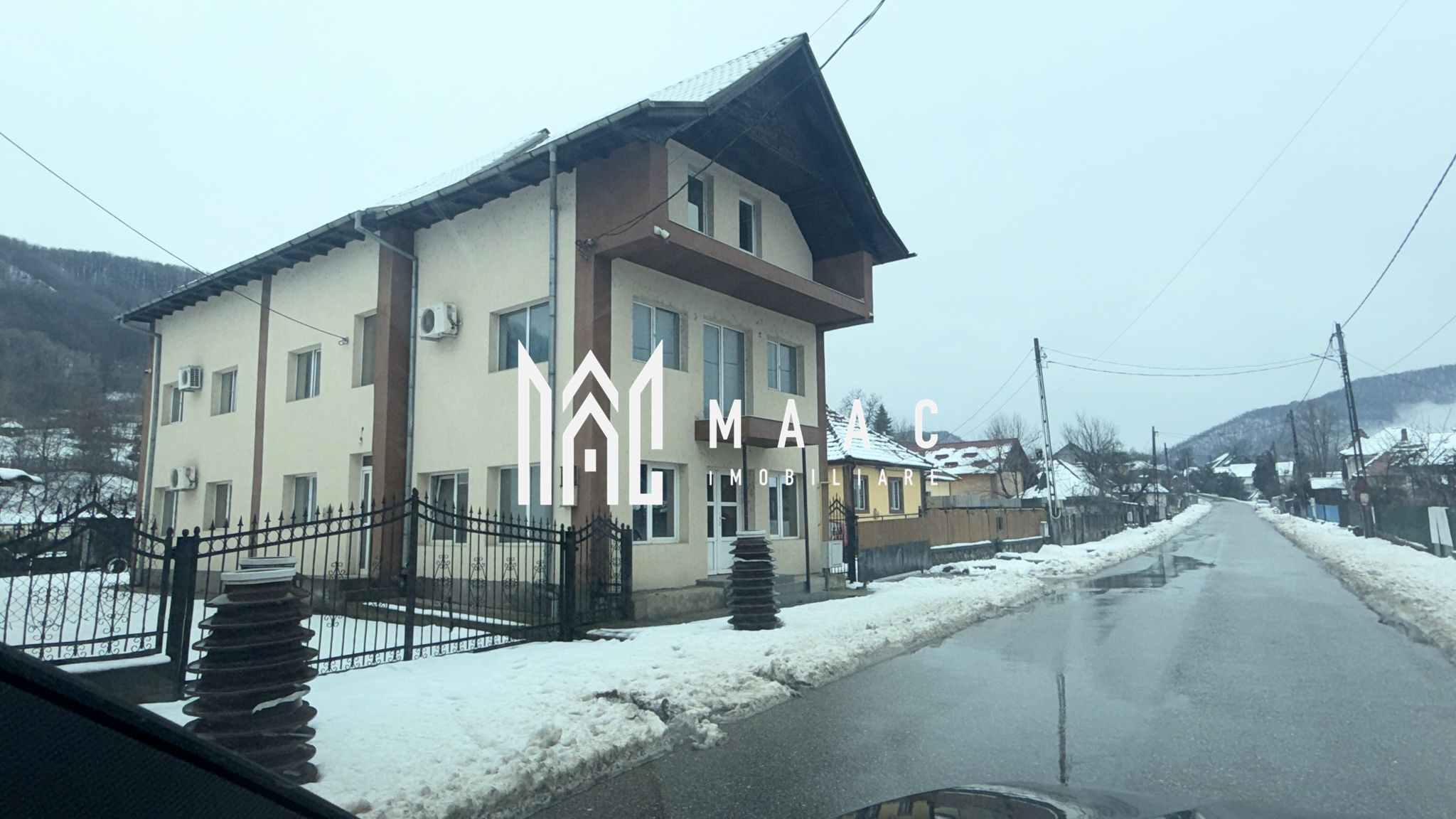 Vila | P+2 | Magazin | Pausesti-Maglasi | Cheia