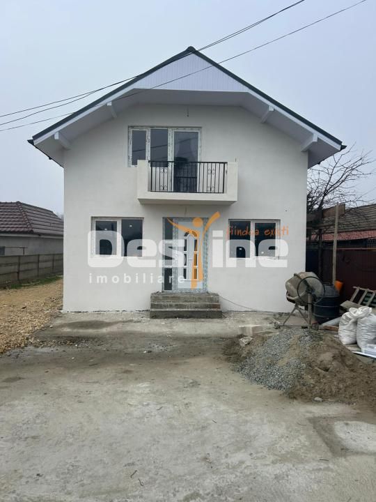 Casă nouă cu mansardă, 4 dormitoare, la cheie – 160 mp construiți