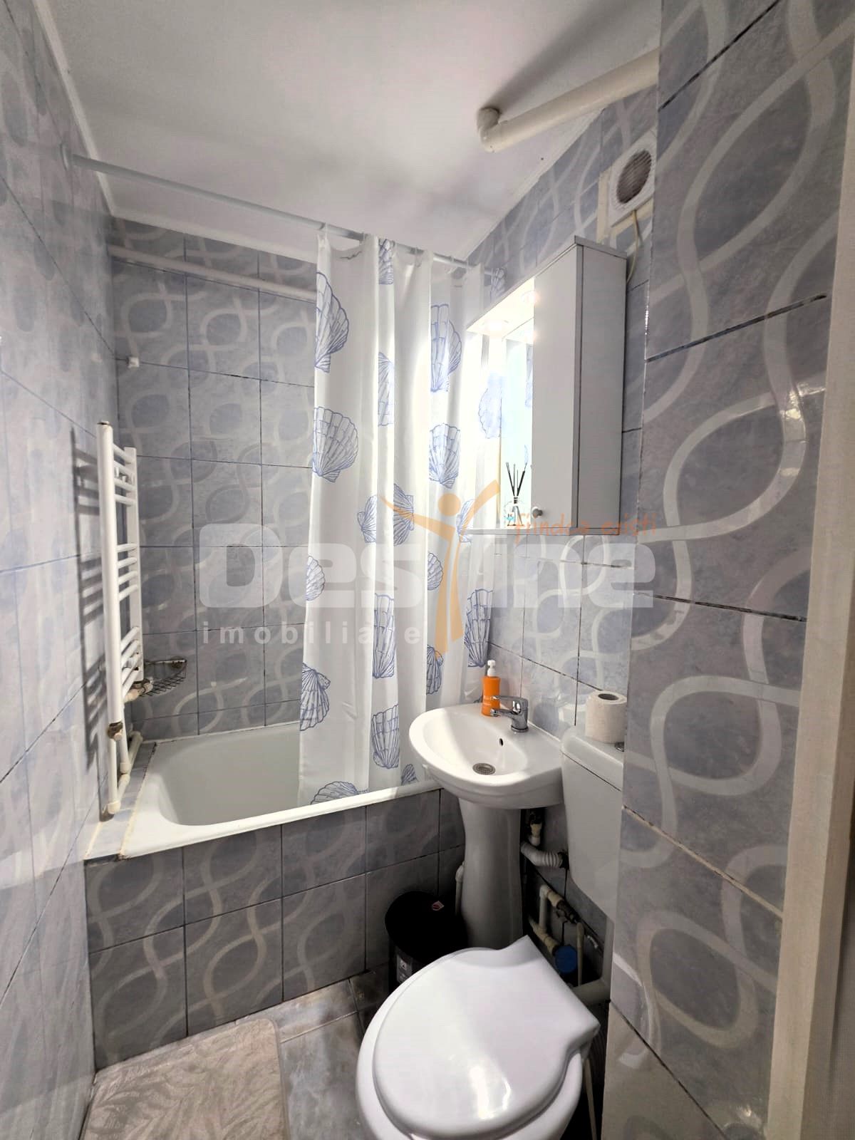 Garsonieră renovată mobilată 23 mp balcon CT parter mutare rapidă — fotografia 6