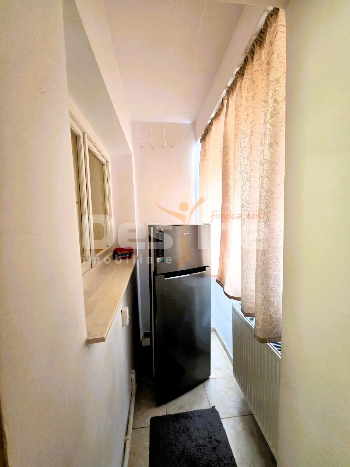 Garsonieră renovată mobilată 23 mp balcon CT parter mutare rapidă — fotografia 7