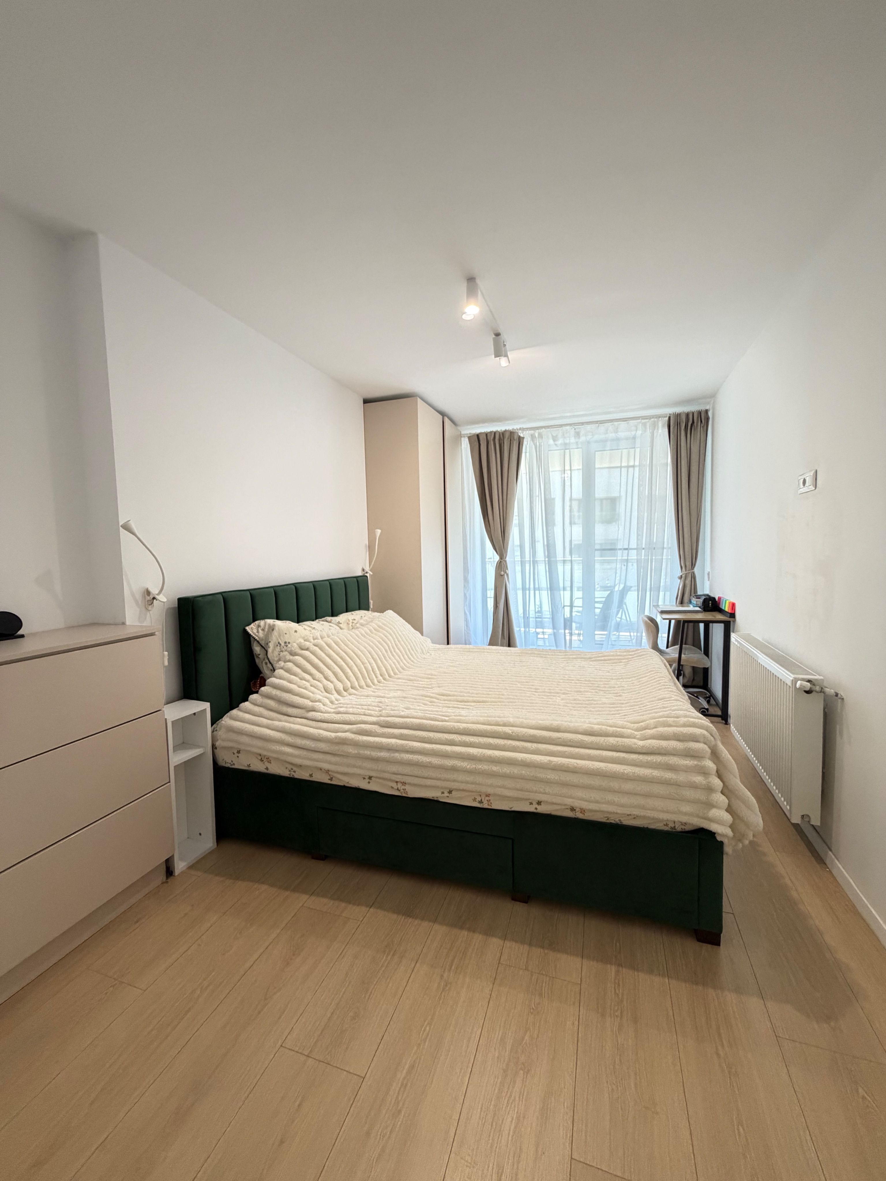 Apartament 2 camere, terasa, etaj intermediar, boxa, parcare — fotografia 10
