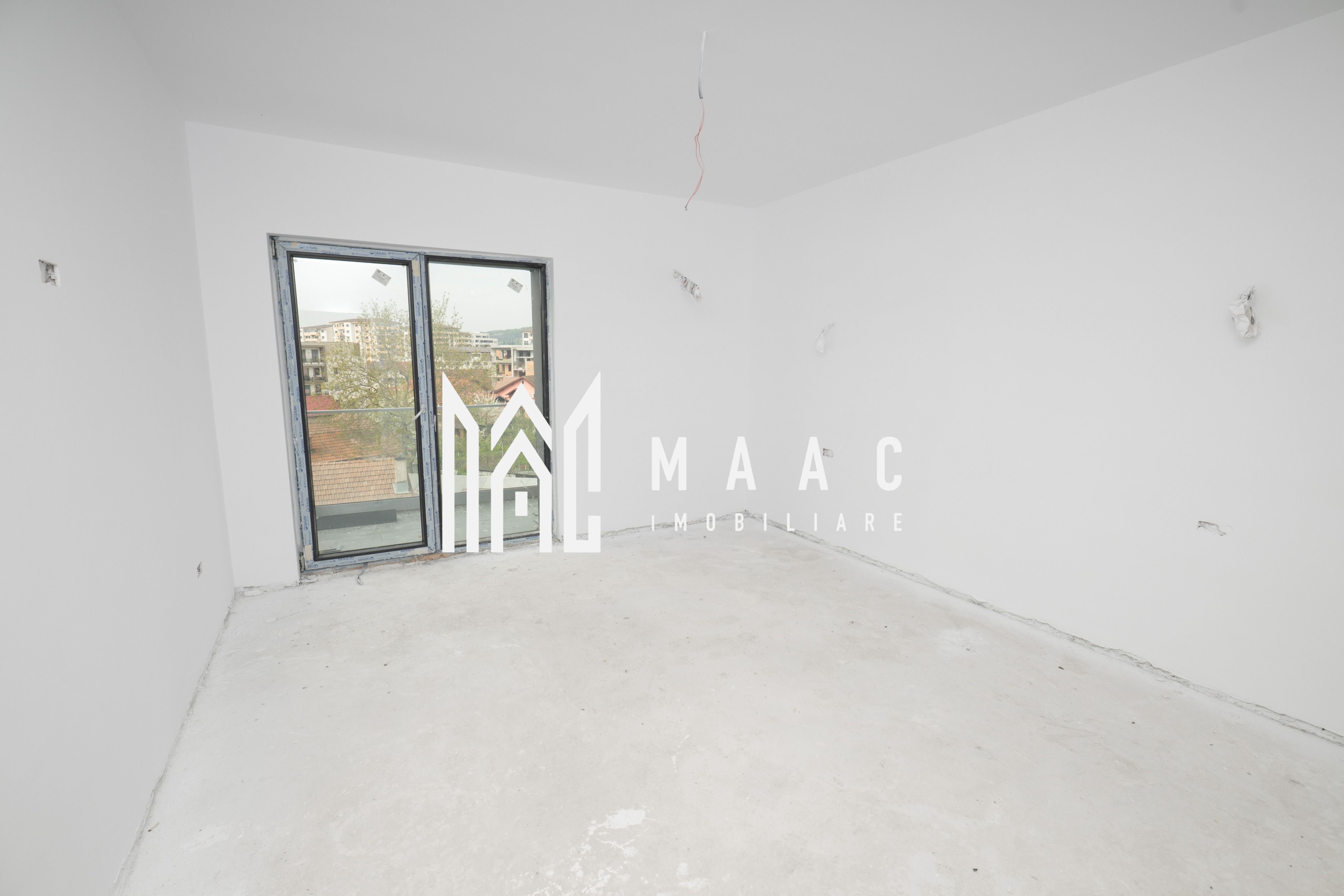 GARSONIERA| BLOC NOU| ETAJ 3 CU LIFT| GARAJ INCLUS
