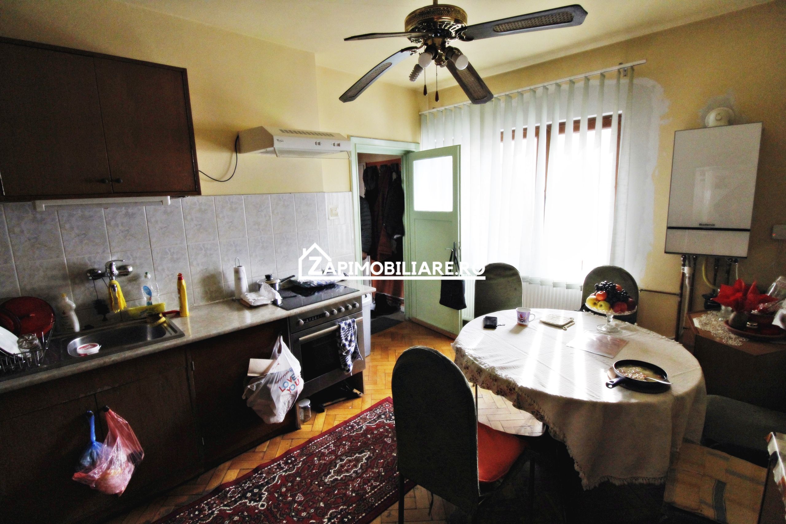 Central - Casa + Spatiu comercial stradal - Strada Predeal — fotografia 9