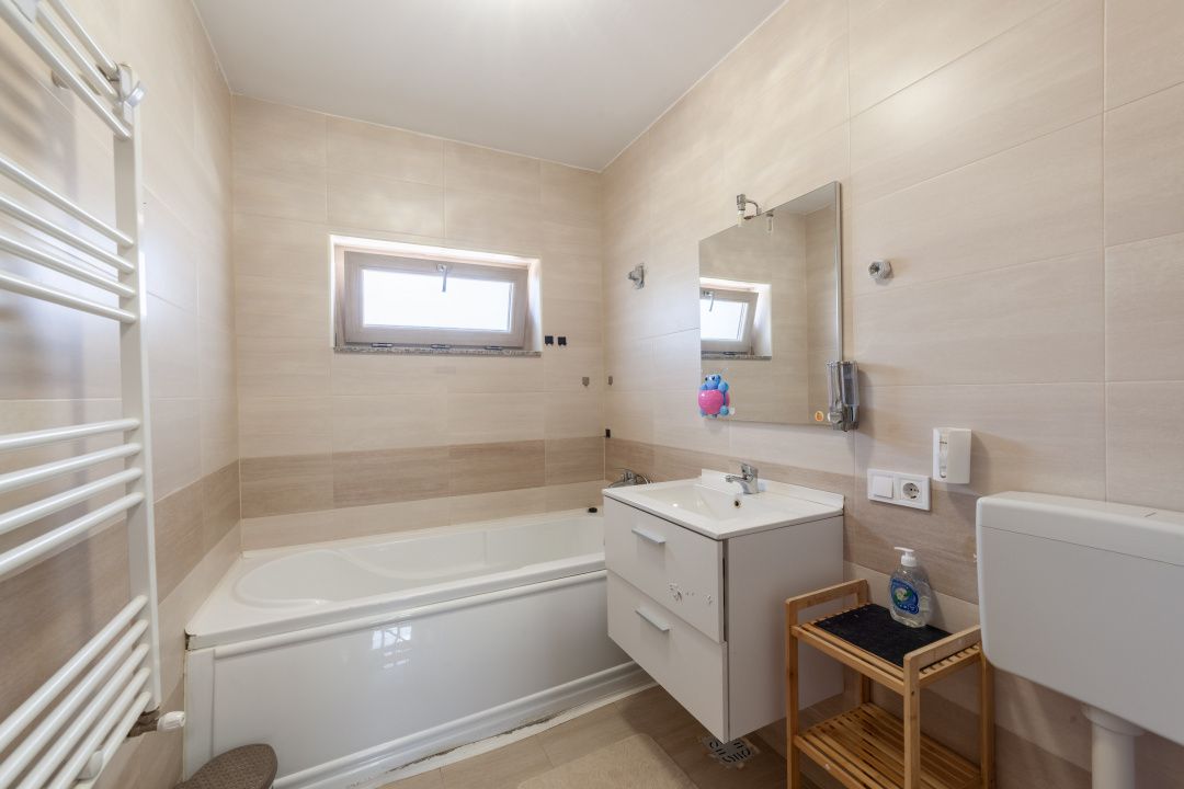 Casa Duplex la 5 pași de Pitești in Mosoaia! — fotografia 10