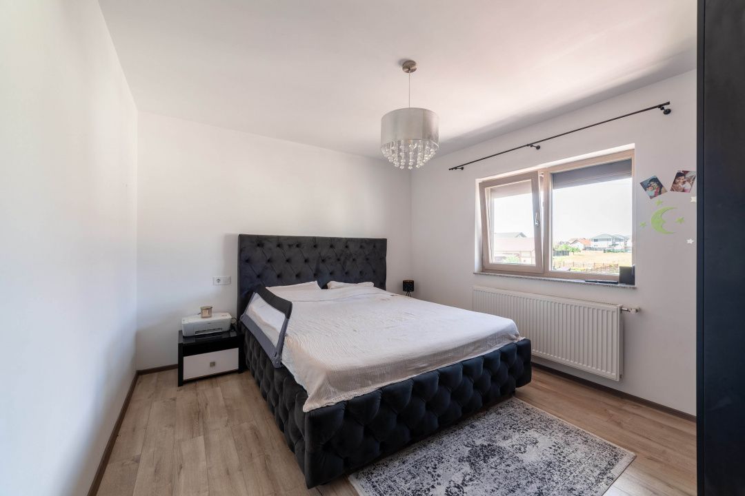 Casa Duplex la 5 pași de Pitești in Mosoaia! — fotografia 5