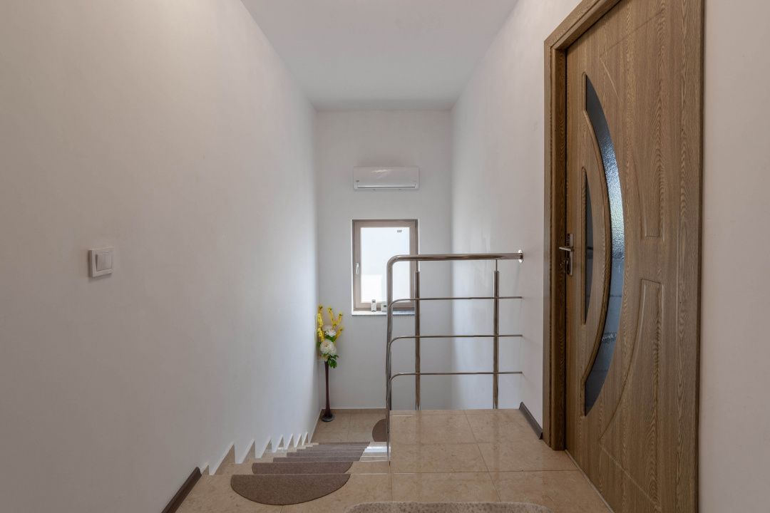 Casa Duplex la 5 pași de Pitești in Mosoaia! — fotografia 9