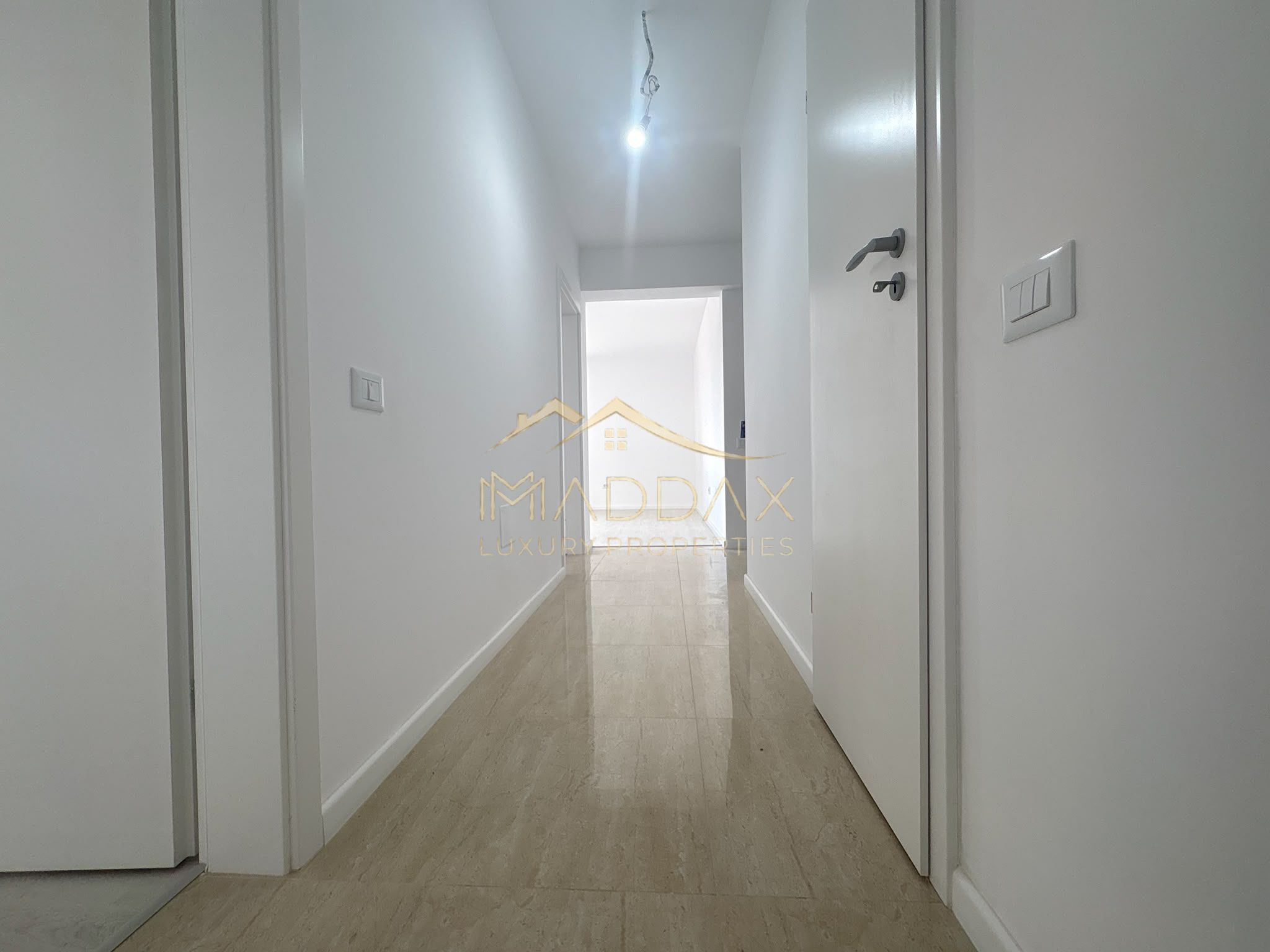 Apartament de vanzare* 3 camere /68 mp/ Chiajna/Loc de parcare inclus — fotografia 4
