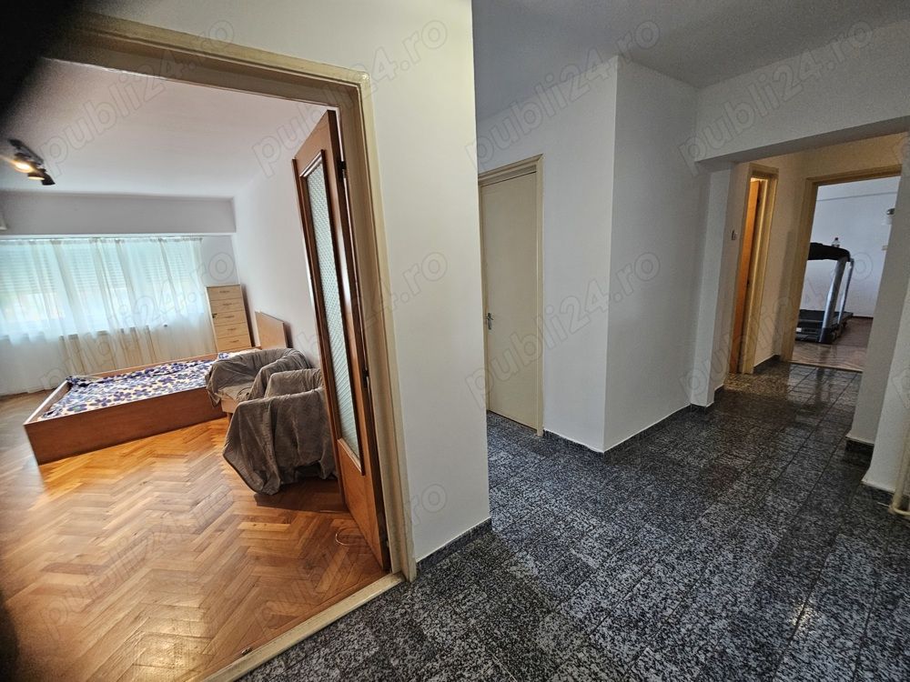 B-dul Unirii, Tribunal, 2 camere decomandate, bloc monolit, direct proprietar — fotografia 6
