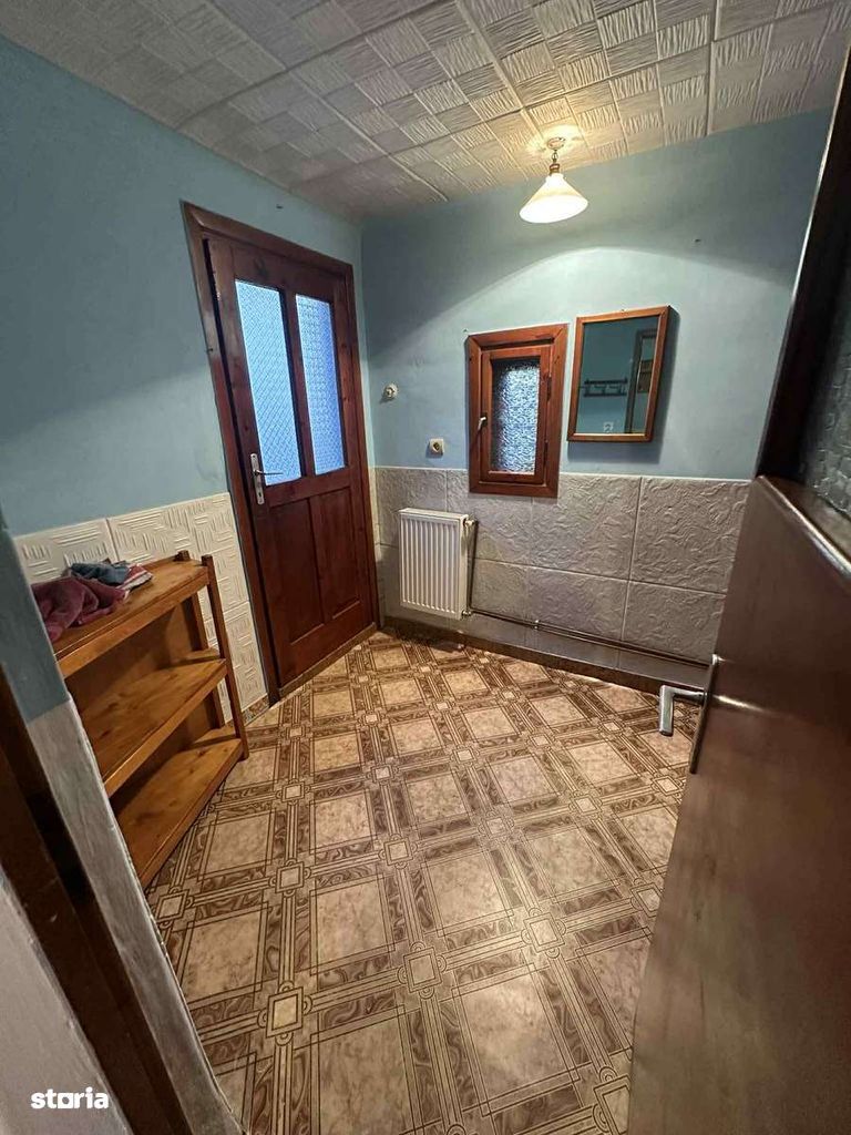 Casă de vânzare cu posibiliate de renovare/dezvoltare — fotografia 6