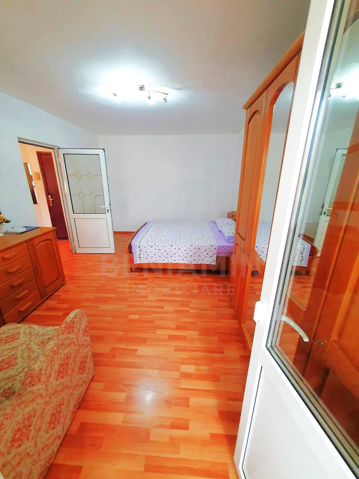 Apartament 2 camere-Decomandat-Spitalul Judetean-69mp-Spatios-Luminos — fotografia 5