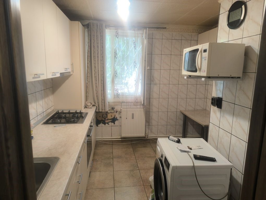 Apartament 3 camere zona Ozana - Fetesti — fotografia 3