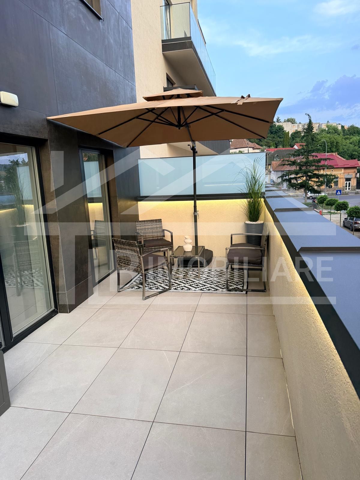 Apartament cu 2 camere, 52mp, terasa 20mp, parcare, lux, Zona Vivat Residence — fotografia 11