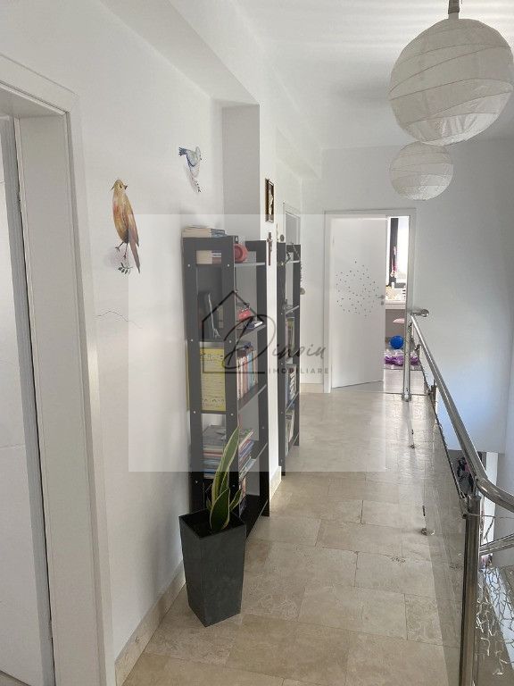 Vila 4 camere Tunari I Incălzire în pardoseală I Fotovoltaice I COM 0% — fotografia 6