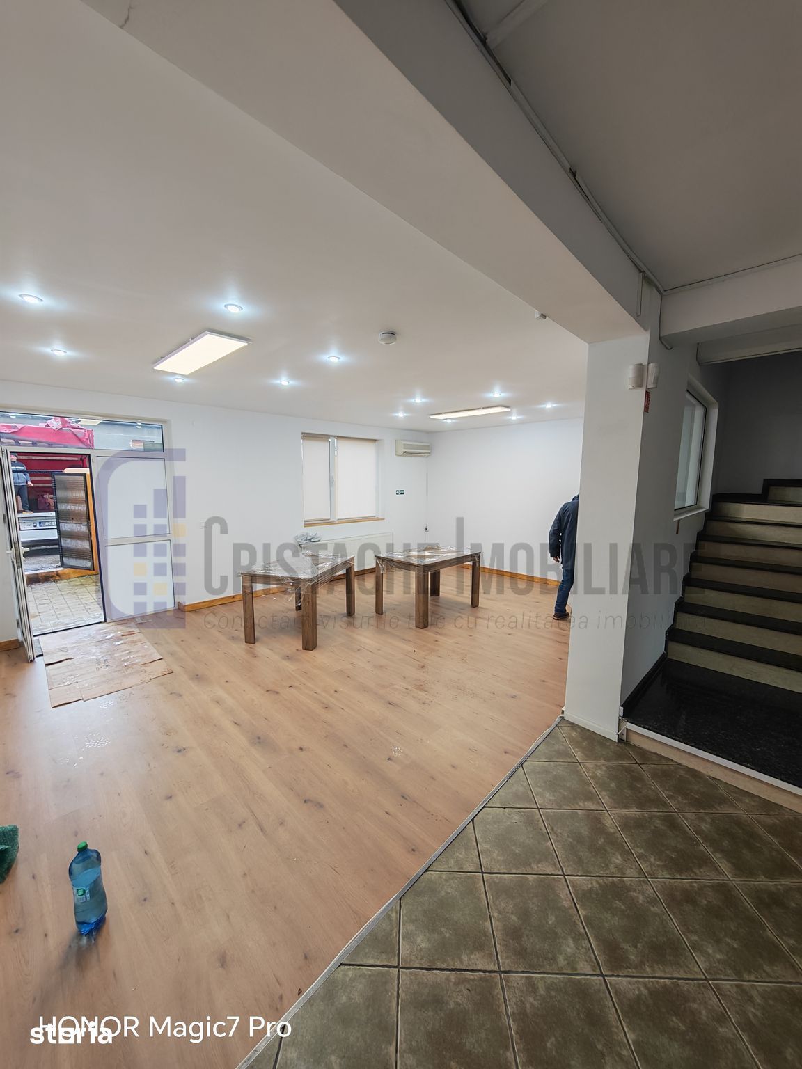 Vilă Cartierul Vitan / destinatie birouri sau activitati comerciale — fotografia 5