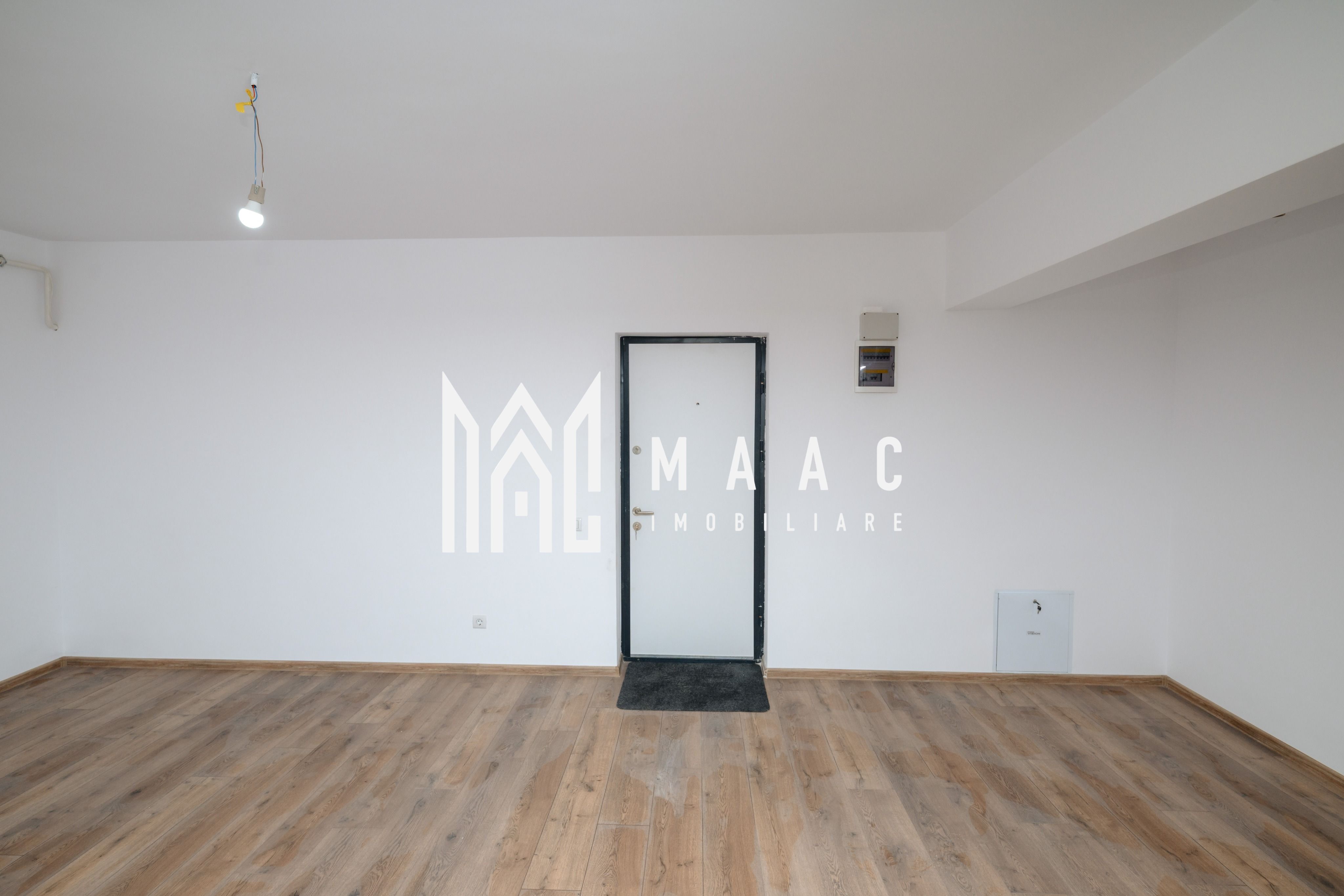 Apartament 3 camere | Bloc Nou | Zoo Valcea | Etaj 3 | 93MP — fotografia 10