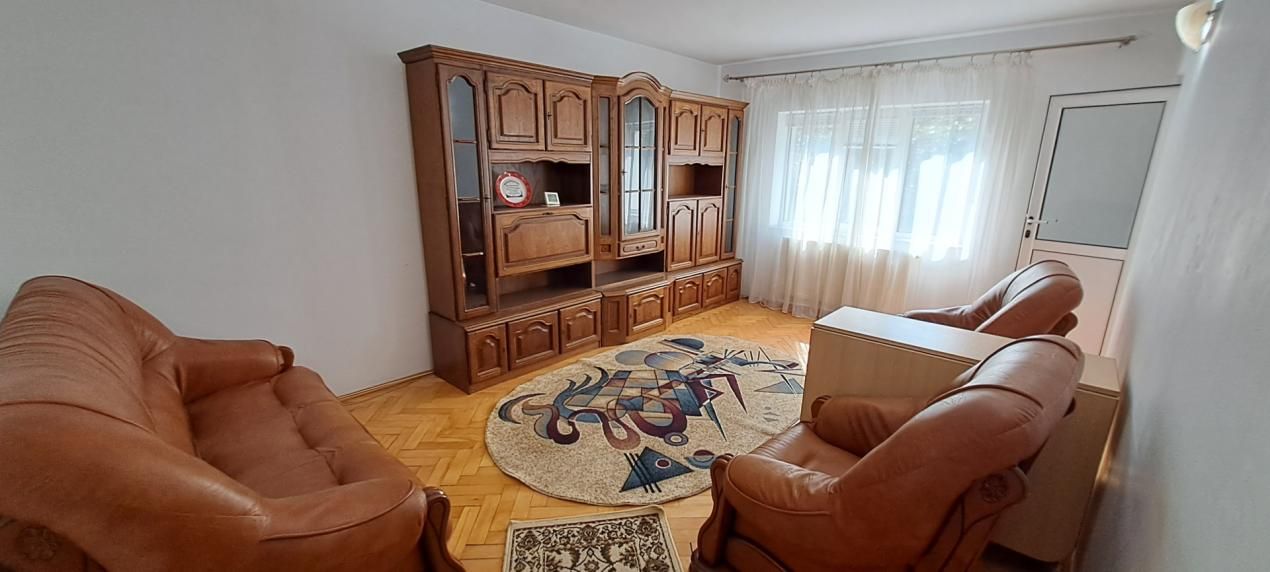 NICOLINA - Apartament 3 camere de inchiriat