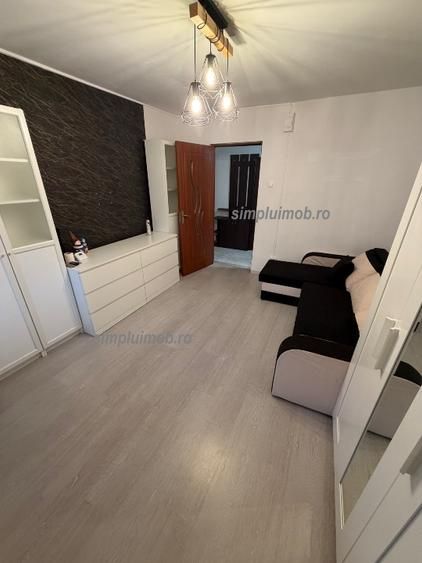 Apartament 2 camere format din 2 garsoniere alipite 1 Decembrie — fotografia 4