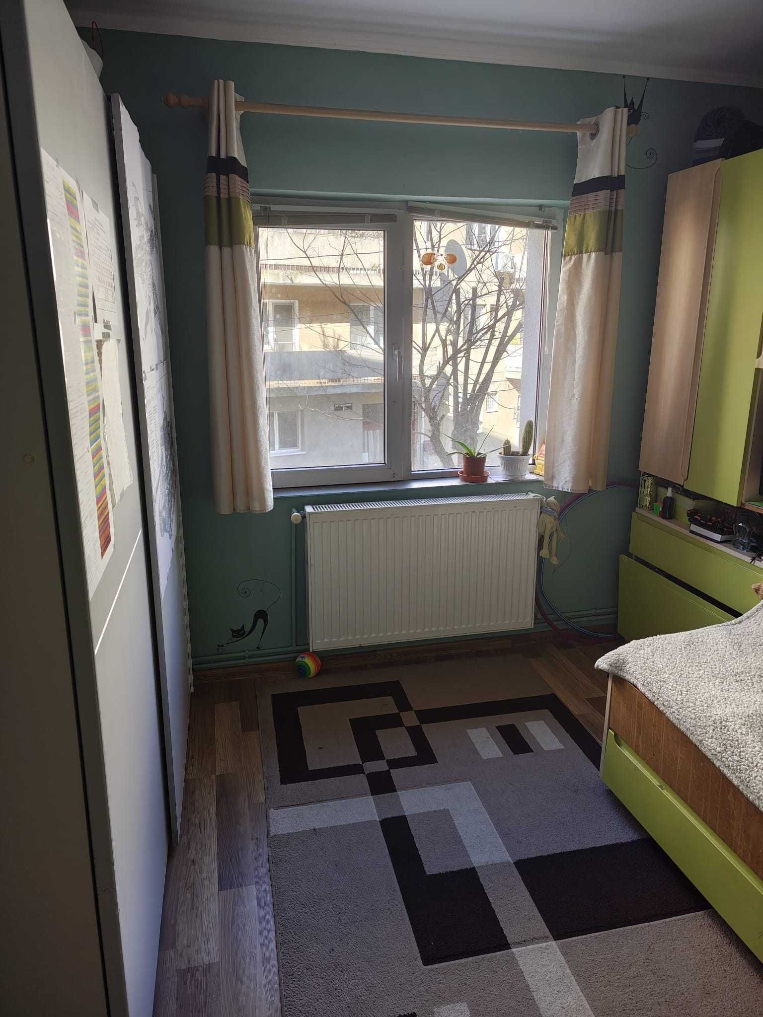 BRASADAS vinde ap 4 cam 82mp la etajul 1 in Micro 16. — fotografia 2