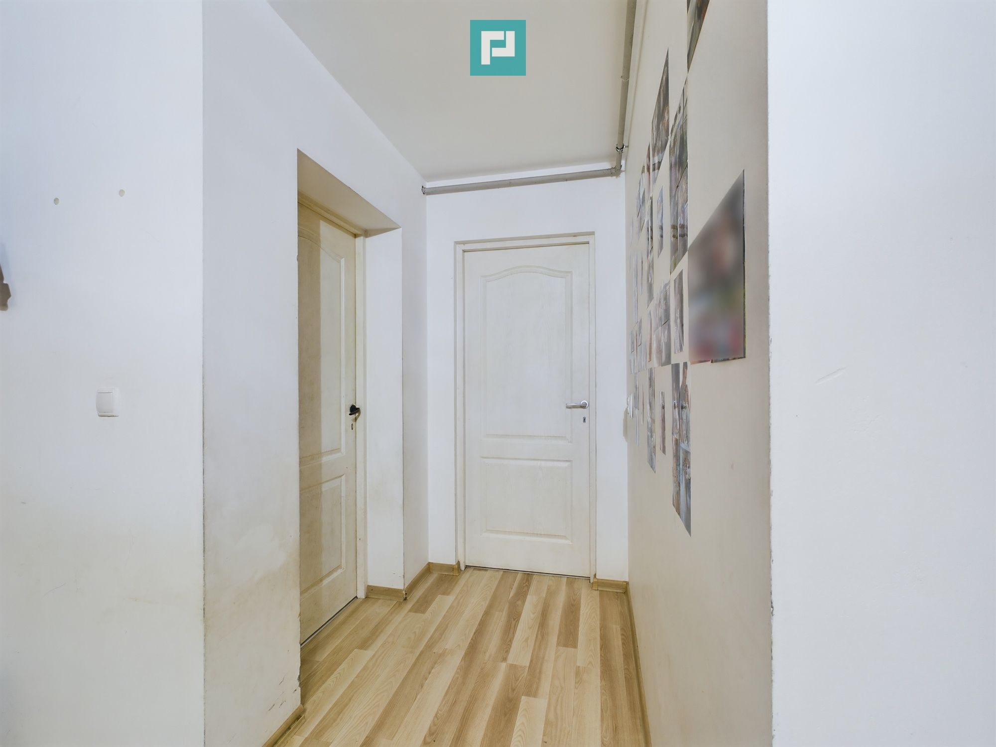 Apartament cu 2 camere pe 2 niveluri în Dumbrăvița — fotografia 4