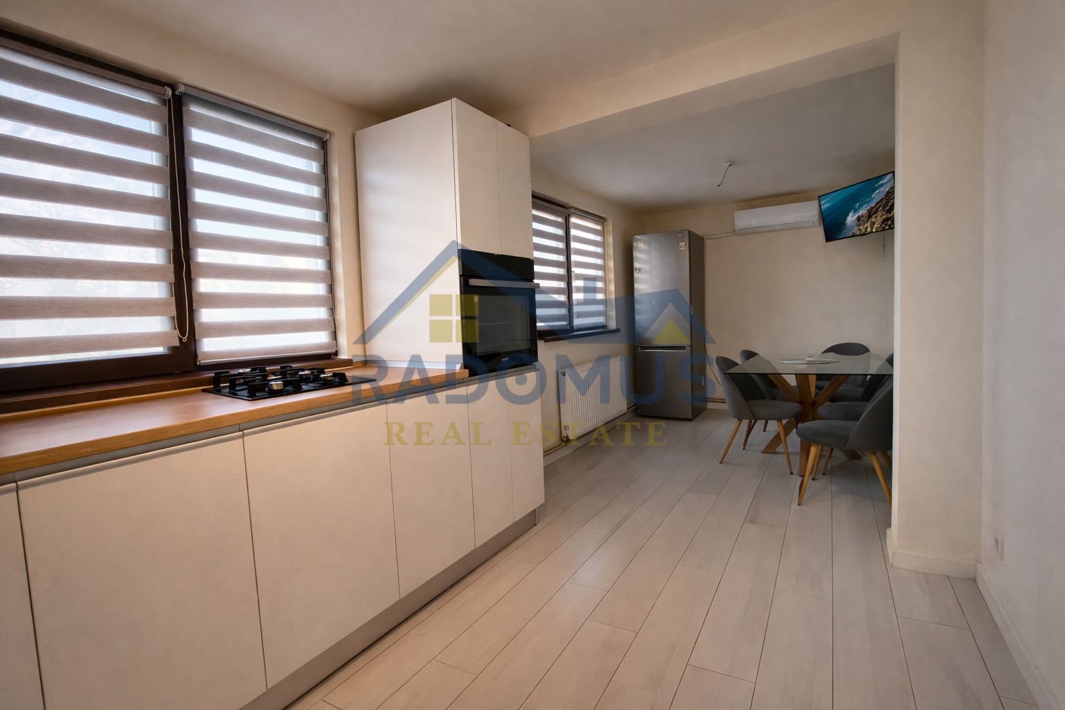 Apartament 2 camere de închiriat – Strada Mândra | 450 €/lună — fotografia 3