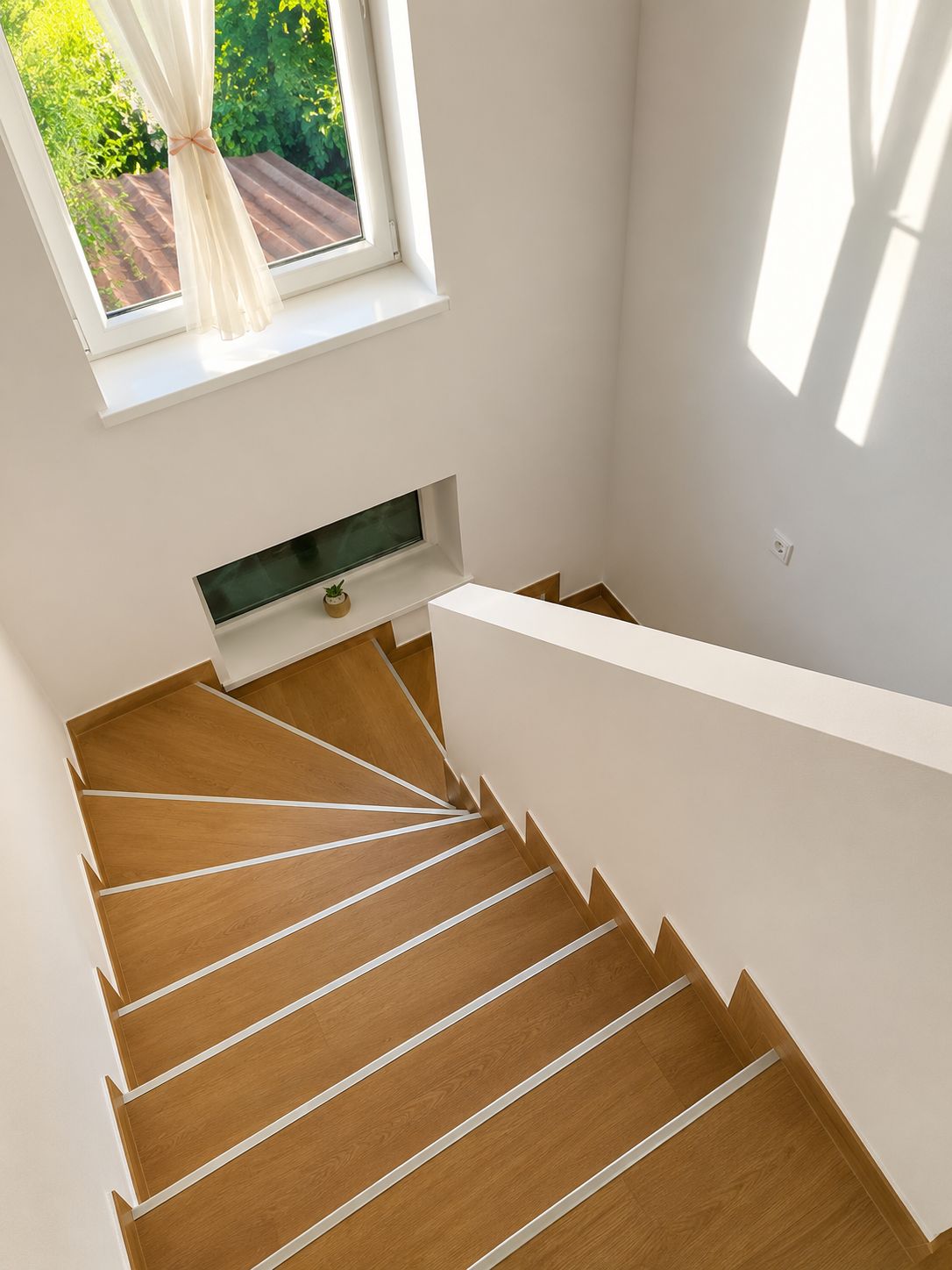 🏡 **CASĂ INDIVIDUALĂ DE VÂNZARE – SÂNMIHAIU ROMÂN — fotografia 3