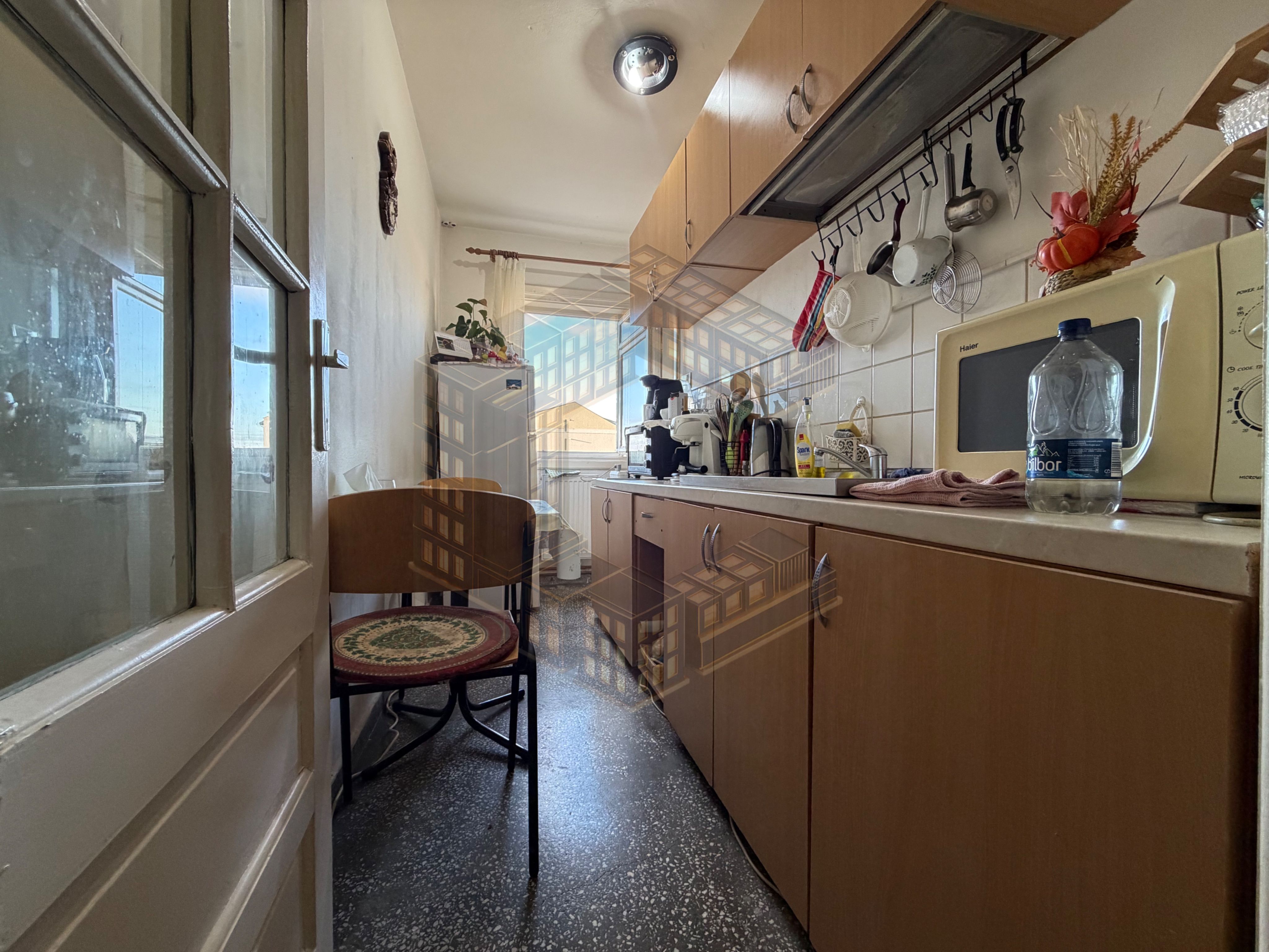 Apartament cu o cameră de vânzare, decomandat, zona Steaua, Timișoara — fotografia 3