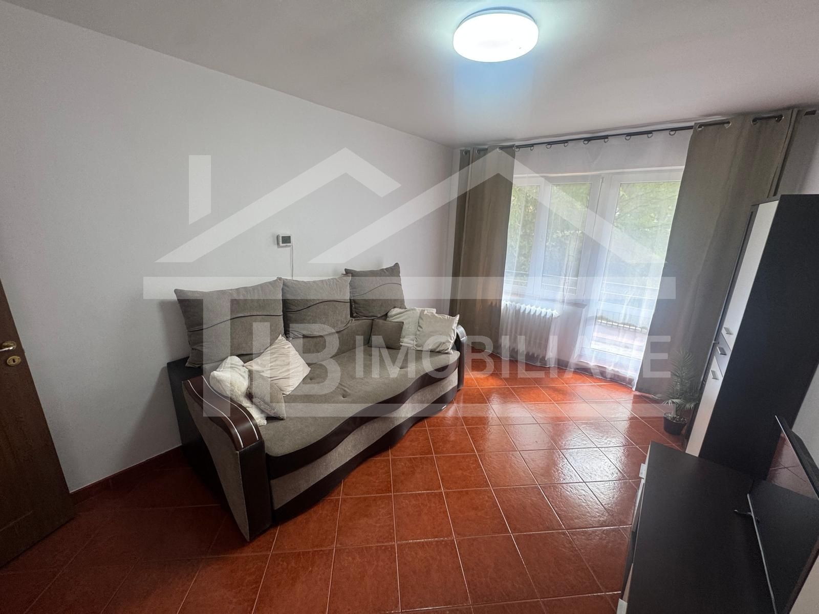 Apartament cu 2 camere,Pet friendly, decomandat,  50mp, zona Corina
