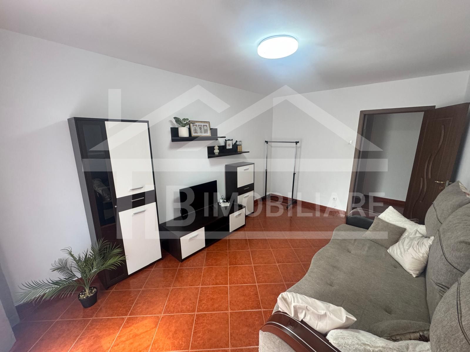 Apartament cu 2 camere,Pet friendly, decomandat,  50mp, zona Corina — fotografia 3