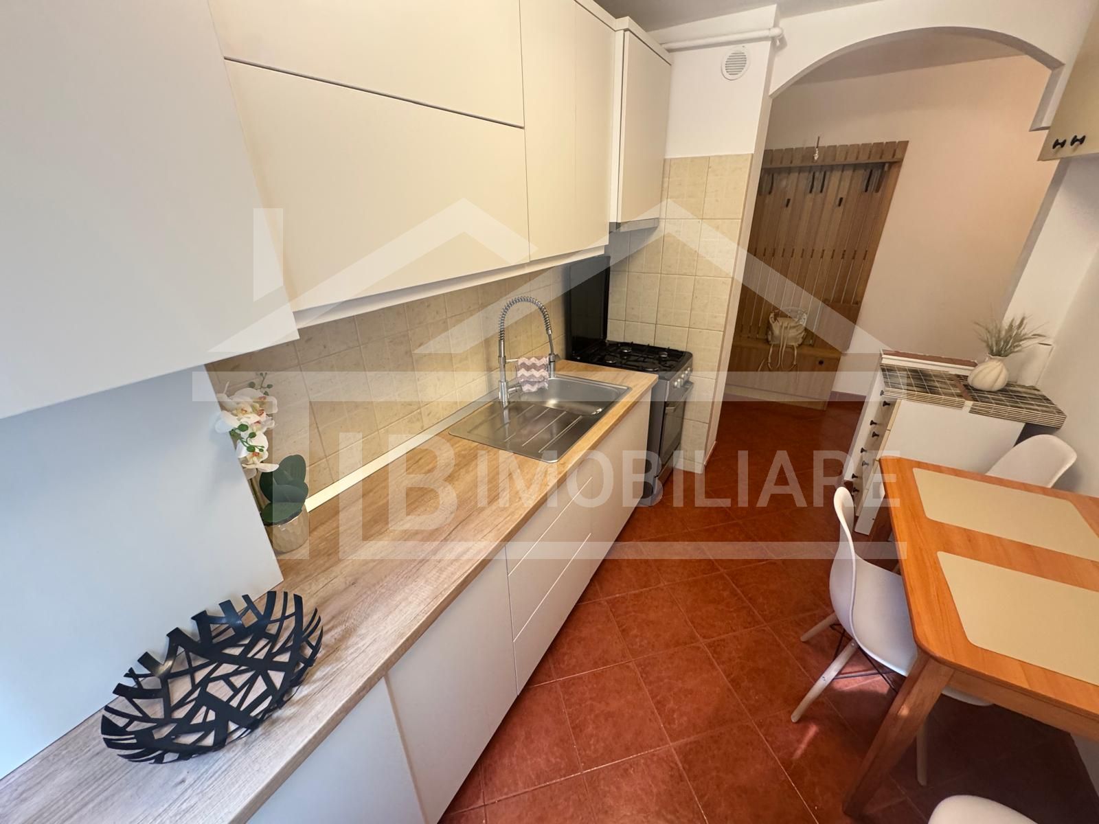 Apartament cu 2 camere,Pet friendly, decomandat,  50mp, zona Corina — fotografia 6