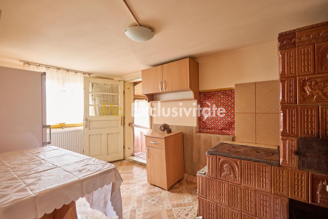 Casa individuala  Leresti la strada principala+ teren 831 mp, utilitati complete — fotografia 6