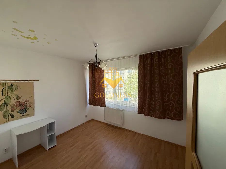 3 camere, 65 mp, cart. Dambul Rotund str. Lombului Zona Calea Baciului — fotografia 3