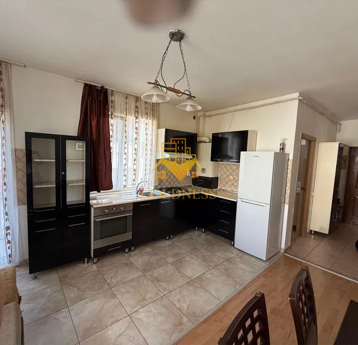 3 camere, 65 mp, cart. Dambul Rotund str. Lombului Zona Calea Baciului — fotografia 5