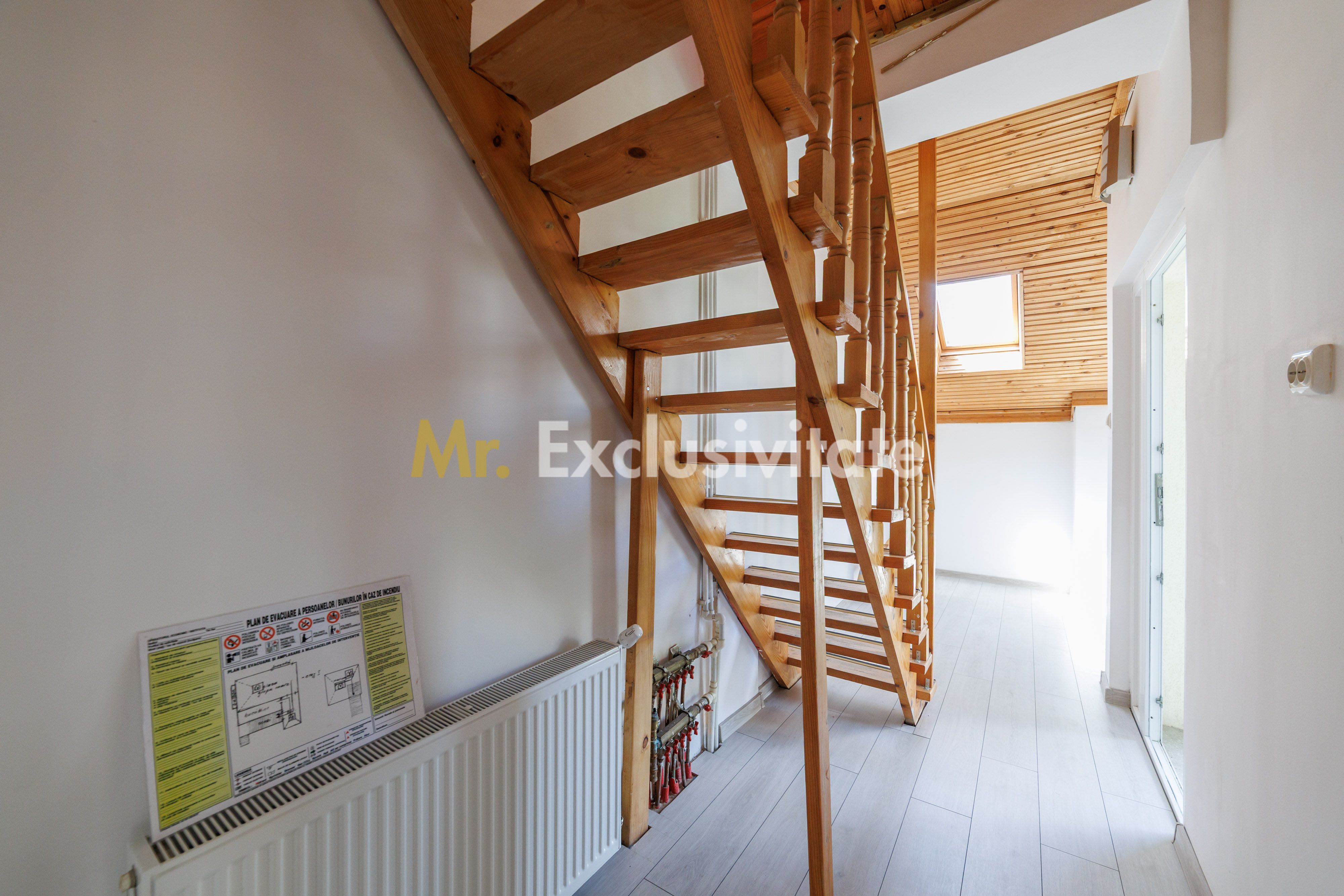 Proprietate multifunctionala | Doua cladiri | 581 mp | Pitesti — fotografia 10