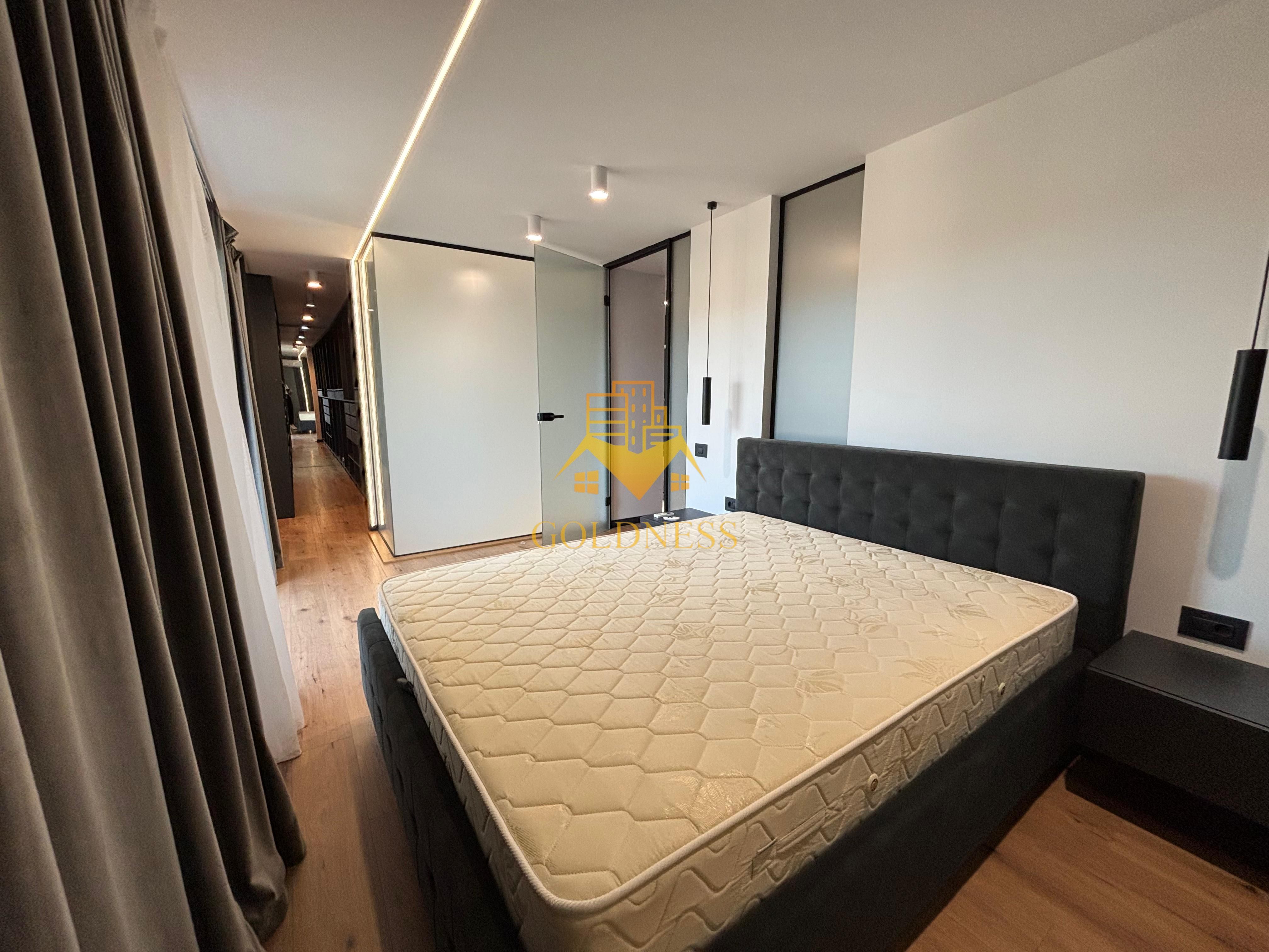 Penthouse mobilat lux, parcare, AC, bloc nou, Semicentral, zona Horea — fotografia 3