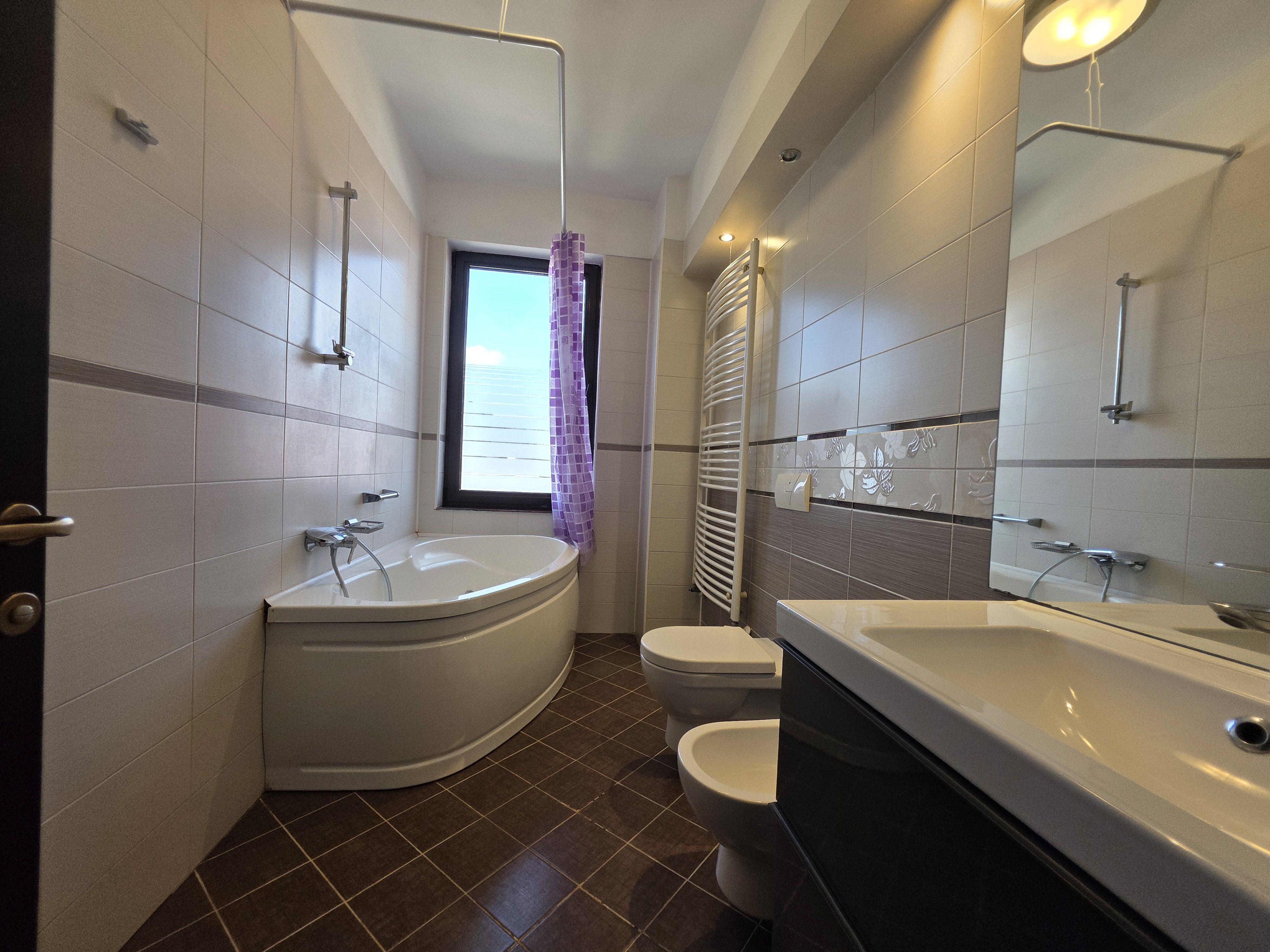 Apartament 3 camere in zona  Iancu Nicolae! — fotografia 13