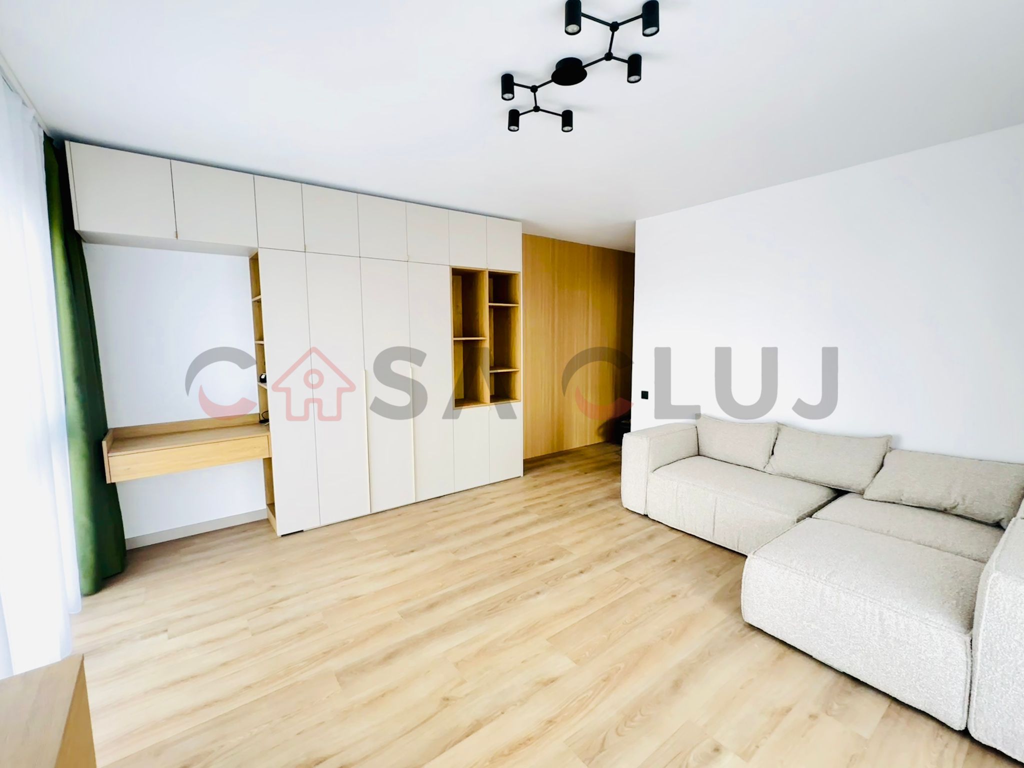 2 camere la cheie, Complex nou, Intre Lacuri